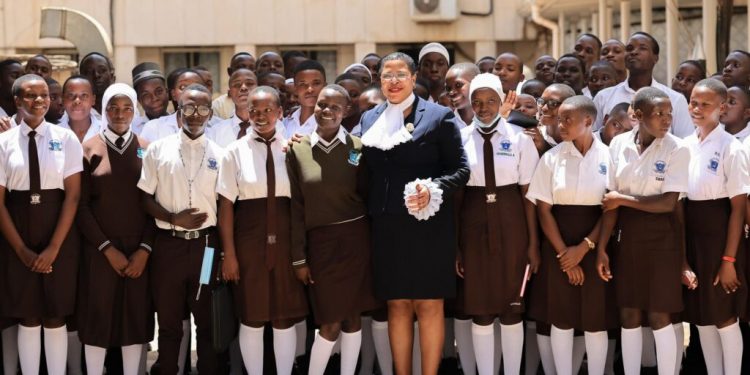 Opposition Slams Gov’t for Underfunding UPE Schools