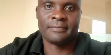 “Towards Effective School Governance: Addressing the Pitfalls of Centralized Management in Uganda”