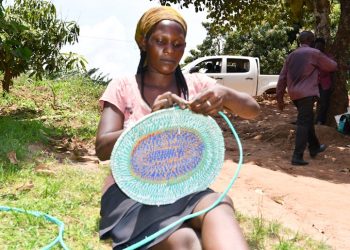 Ugandan women count the benefits of restoring wetlands