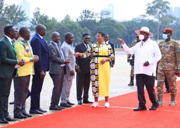 THIS IS MY ENEMY! M7 Screams On Meeting POA Amuriat @ Kololo OPOD Summit