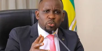 Silwanyi Makes Drug Abuse Claims As LoP Ssenyonyi Rejects Shs650m Service Award, Goes After Mpuuga