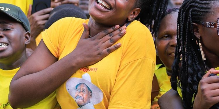 Kayunga Residents Pour Out Their Love As Museveni Outlines His Strategy To Tackle Drug Thefts in Gov’t Hospitals-Area RDC Nalubega Tasked to Account At Busaana Town Council Rally