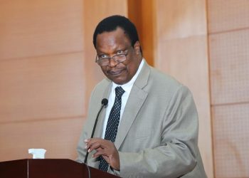 “I Didn’t Want to Leave Like a Chicken Thief”: Elderly Water Minister Sam Cheptoris Bids Emotional Farewell, Reminds Staff Ministry Jobs Are Temporary