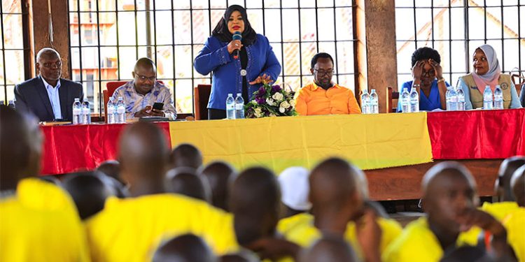 UHRC Listens to Inmates in Kabale, Uncovers Systemic Justice Gaps due to few judicial officers