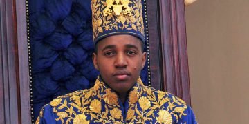 SHOCKING OYO BURIAL DEAL: Queen Mother Camp, Throne Claimants Locked Out As Minister Takes Keys To The Grave